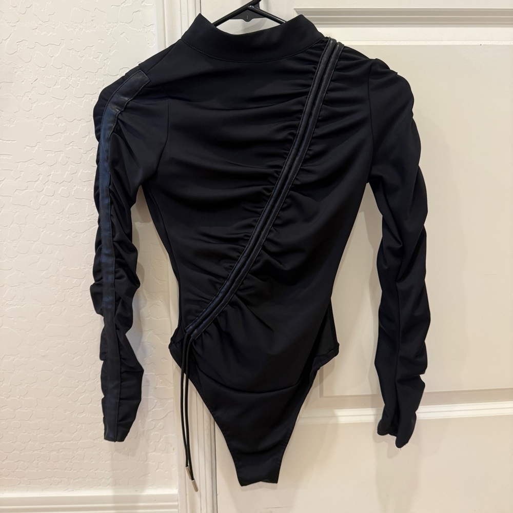 Maniere De Voir Black Zip-Up Jacket